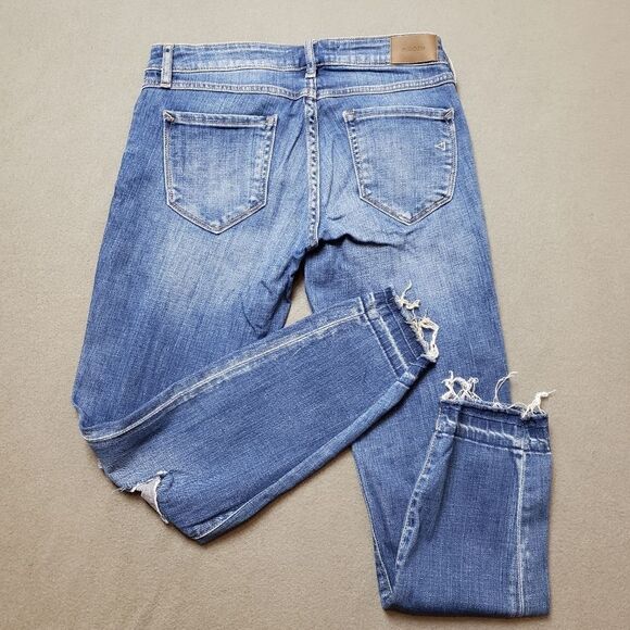 Hidden Jeans | Distressed Blue Jeans size 27 cropped, frayed hem. - Picture 2 of 16